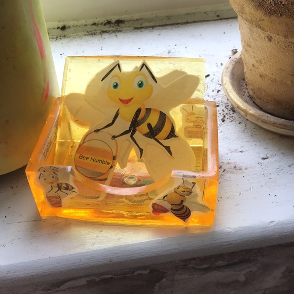 Just “Bee” coasters and holder - Picture 8 of 8